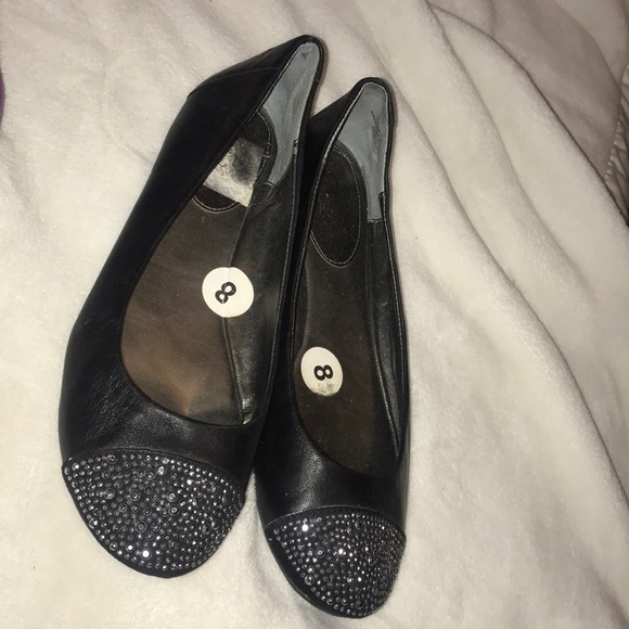 dress flats - Picture 1 of 3